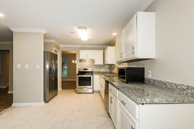 1506 Castlerock Drive, Houston, TX 77090
