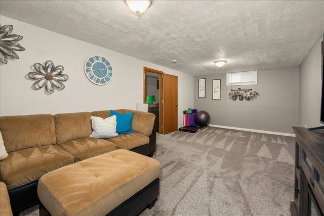 1911 E Rich Ave, Spokane, WA 99207
