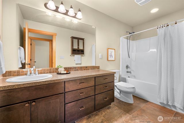 403 Westview Place, Nooksack, WA 98276