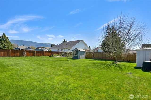 403 Westview Place, Nooksack, WA 98276