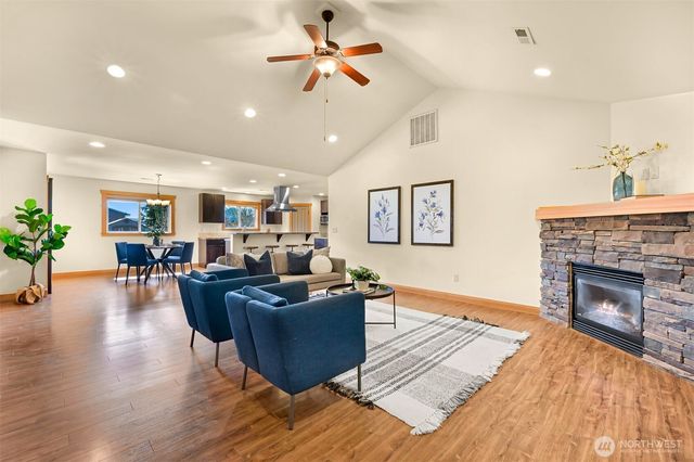 403 Westview Place, Nooksack, WA 98276