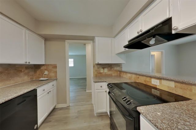 5619 Nina Lee Lane, Houston, TX 77092