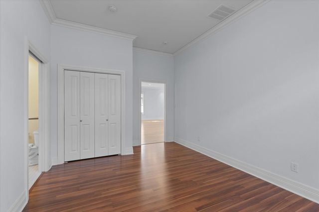 2202 Robbinwood Lane, Longview, TX 75601