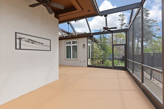 2202 Robbinwood Lane, Longview, TX 75601