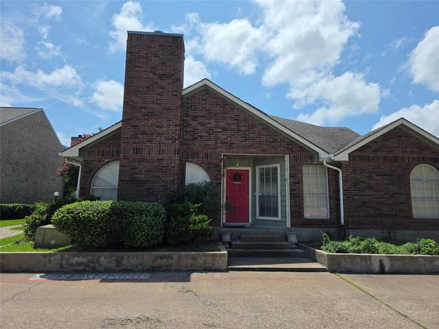 67 E Park West Drive, Houston, TX 77072