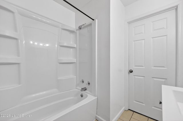 418 W Southside Ct, Louisville, KY 40214