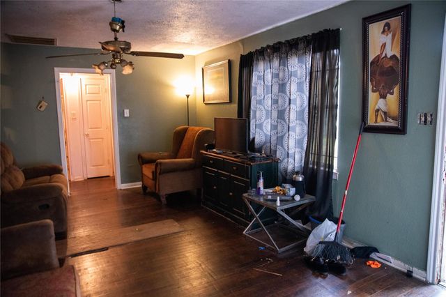 7641 Bywood Street, Houston, TX 77028