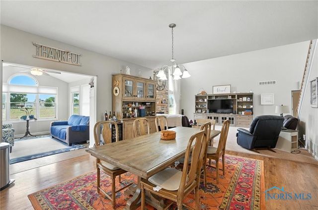 123 Lemoyne Road, Northwood, OH 43619