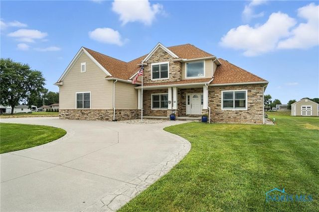 123 Lemoyne Road, Northwood, OH 43619