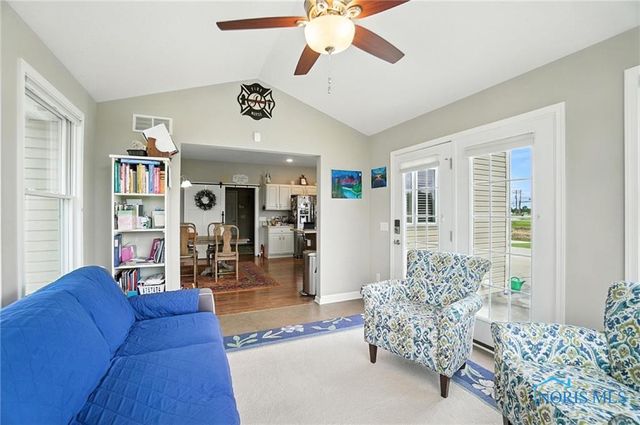 123 Lemoyne Road, Northwood, OH 43619