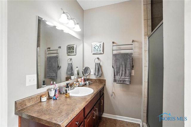 123 Lemoyne Road, Northwood, OH 43619