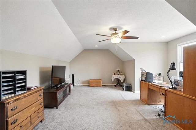 123 Lemoyne Road, Northwood, OH 43619