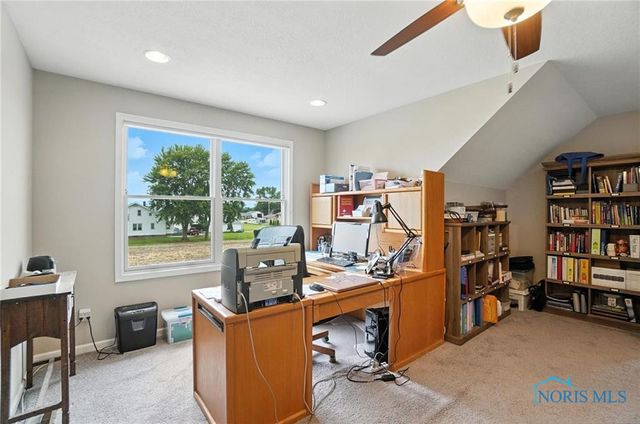 123 Lemoyne Road, Northwood, OH 43619