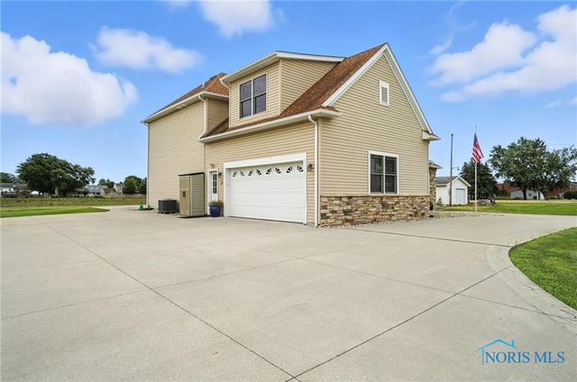 123 Lemoyne Road, Northwood, OH 43619