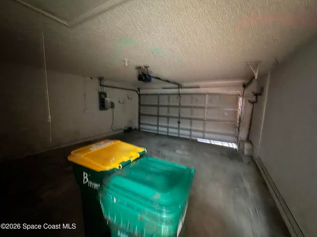 906 Shaw Circle, Melbourne, FL 32940