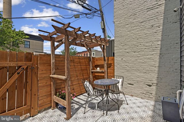 902 BINNEY ST, Baltimore, MD 21224