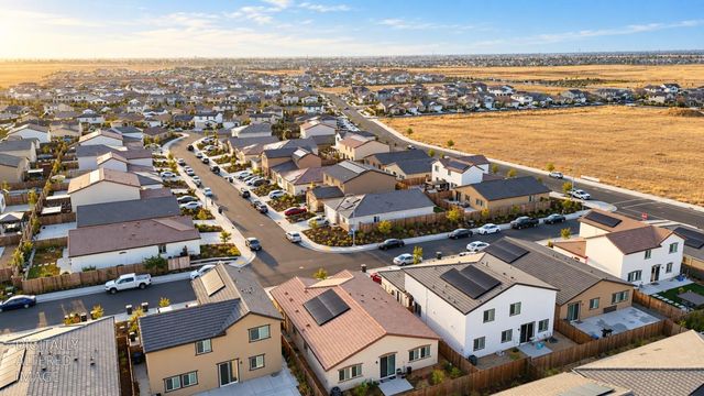 12704 Patagonian Way, Rancho Cordova, CA 95742
