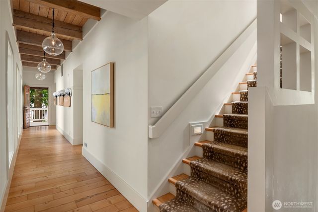 21819 SE 13th Place, Sammamish, WA 98075