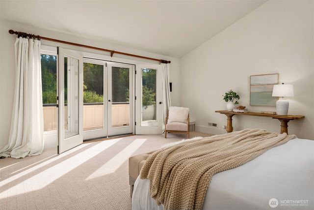 21819 SE 13th Place, Sammamish, WA 98075