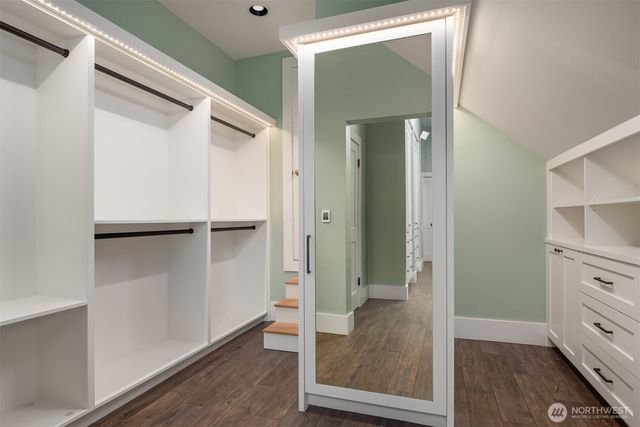 21819 SE 13th Place, Sammamish, WA 98075