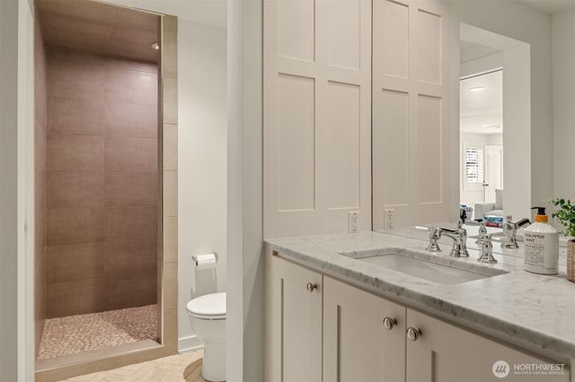 21819 SE 13th Place, Sammamish, WA 98075