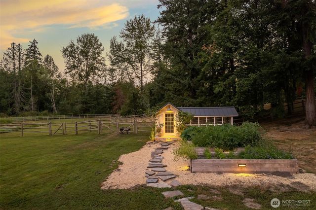 21819 SE 13th Place, Sammamish, WA 98075