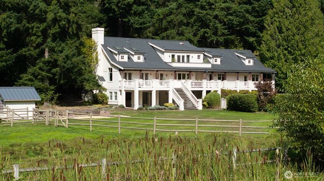 21819 SE 13th Place, Sammamish, WA 98075