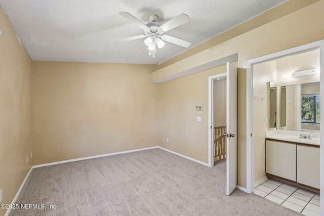 3015 COBBLEWOOD Lane E, Jacksonville, FL 32225