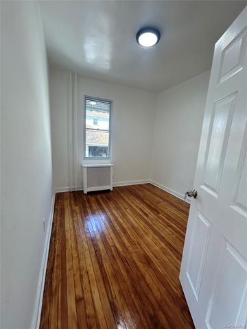 1332 130th Street, College Point, NY 11356