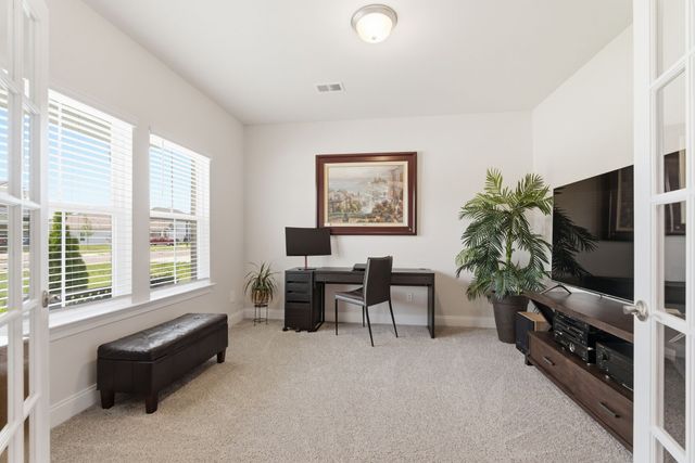 6108 Farm Castle Dr, Rockvale, TN 37153