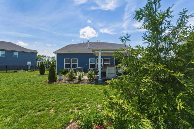6108 Farm Castle Dr, Rockvale, TN 37153