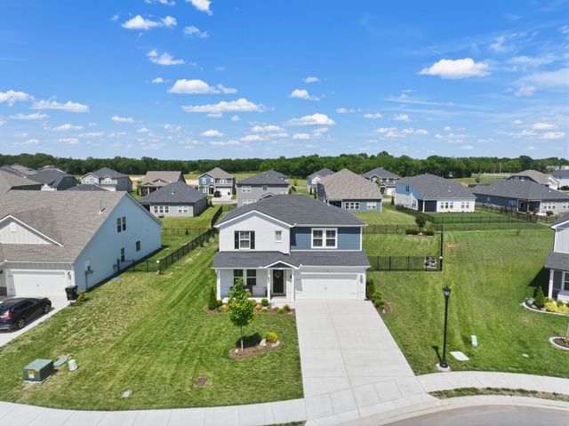6108 Farm Castle Dr, Rockvale, TN 37153