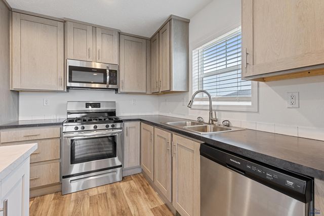 1717.12 E PHILADELPHIA, Rapid City, SD 57703