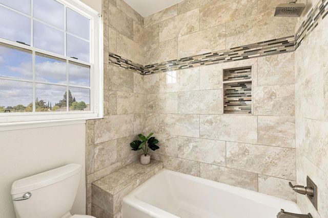1633 Winchester Way, Roseville, CA 95661
