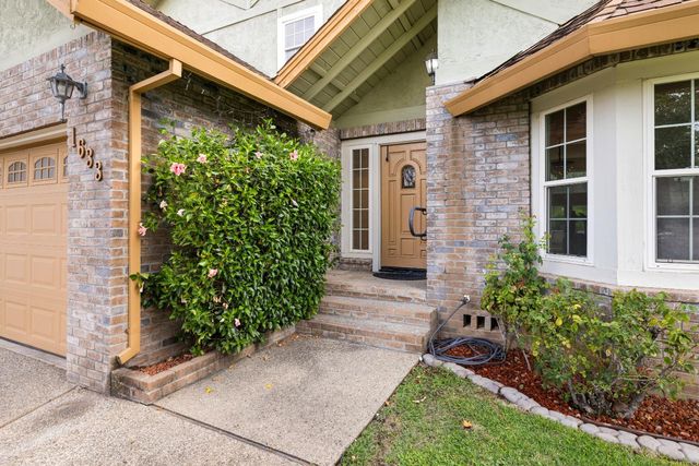 1633 Winchester Way, Roseville, CA 95661