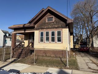 1342 St Patrick STREET, Racine, WI 53404
