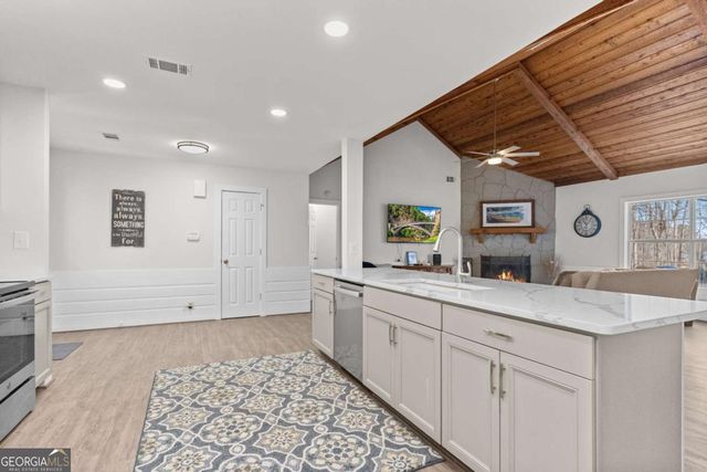 403 Long Shoals Drive, Eatonton, GA 31024