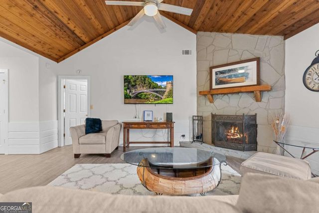 403 Long Shoals Drive, Eatonton, GA 31024