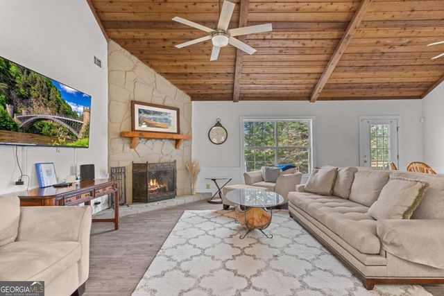 403 Long Shoals Drive, Eatonton, GA 31024