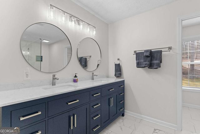 403 Long Shoals Drive, Eatonton, GA 31024