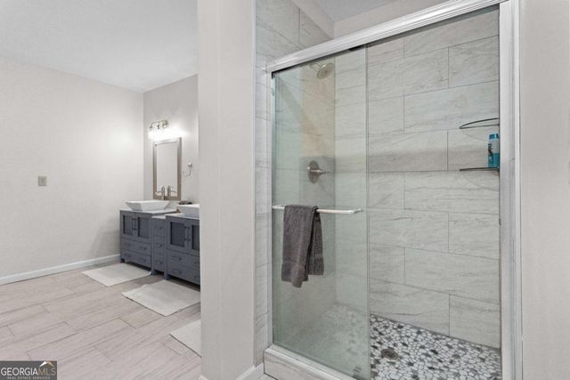 403 Long Shoals Drive, Eatonton, GA 31024