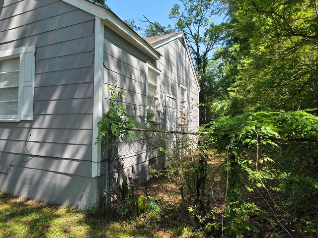 4338 DEBORAH AVE, Memphis, TN 38108