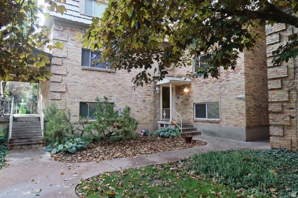 2220 E MURRAY HOLLADAY BLVD #136, Holladay, UT 84117 — photo 2