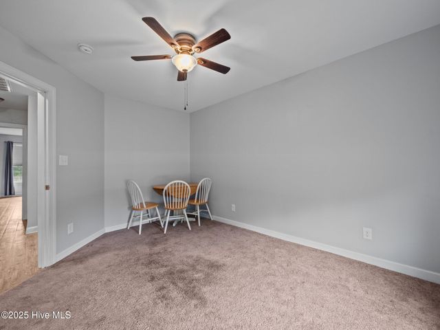 660 Riggs Road, Hubert, NC 28539