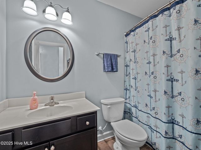 660 Riggs Road, Hubert, NC 28539