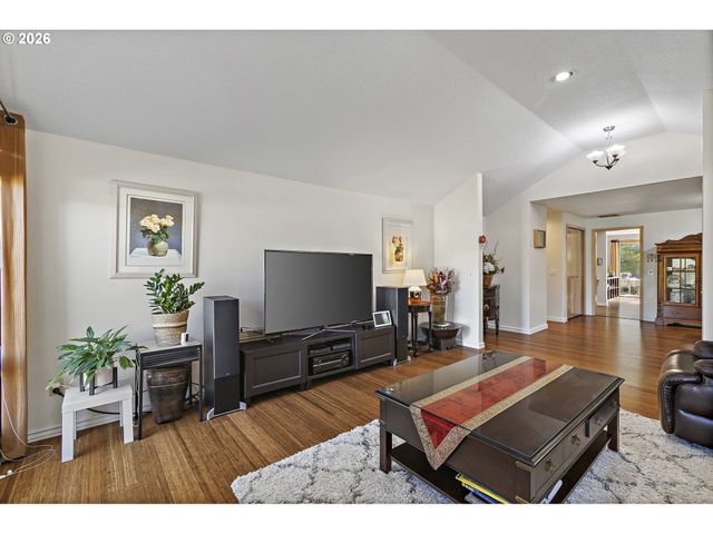 16399 Sw 129TH Ter, Portland, OR 97224