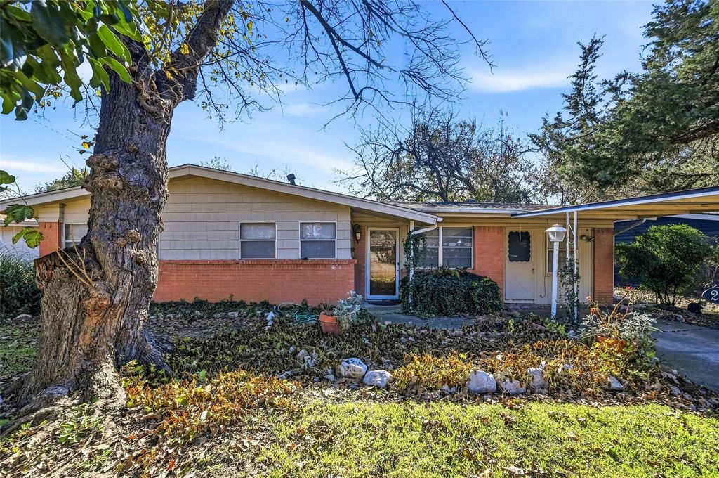 206 W Ridgewood Drive, Garland, TX 75041