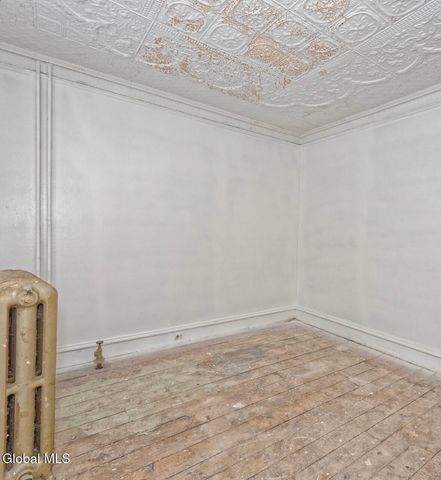 6 Mason Street, Johnstown, NY 12095