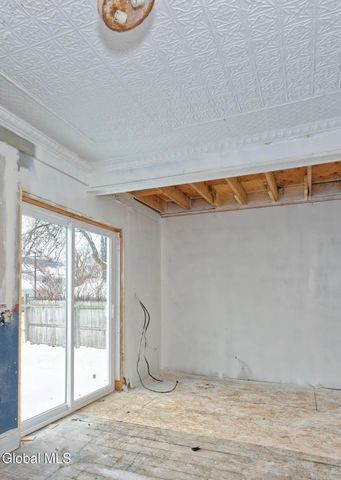 6 Mason Street, Johnstown, NY 12095