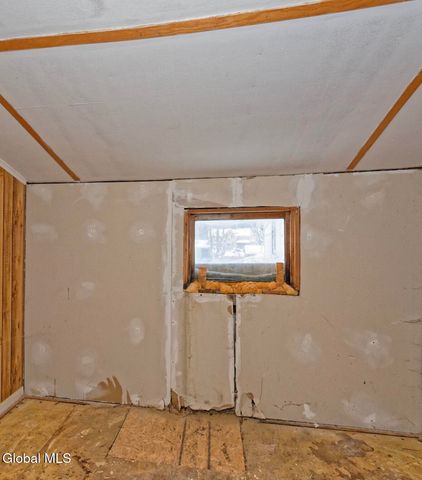 6 Mason Street, Johnstown, NY 12095